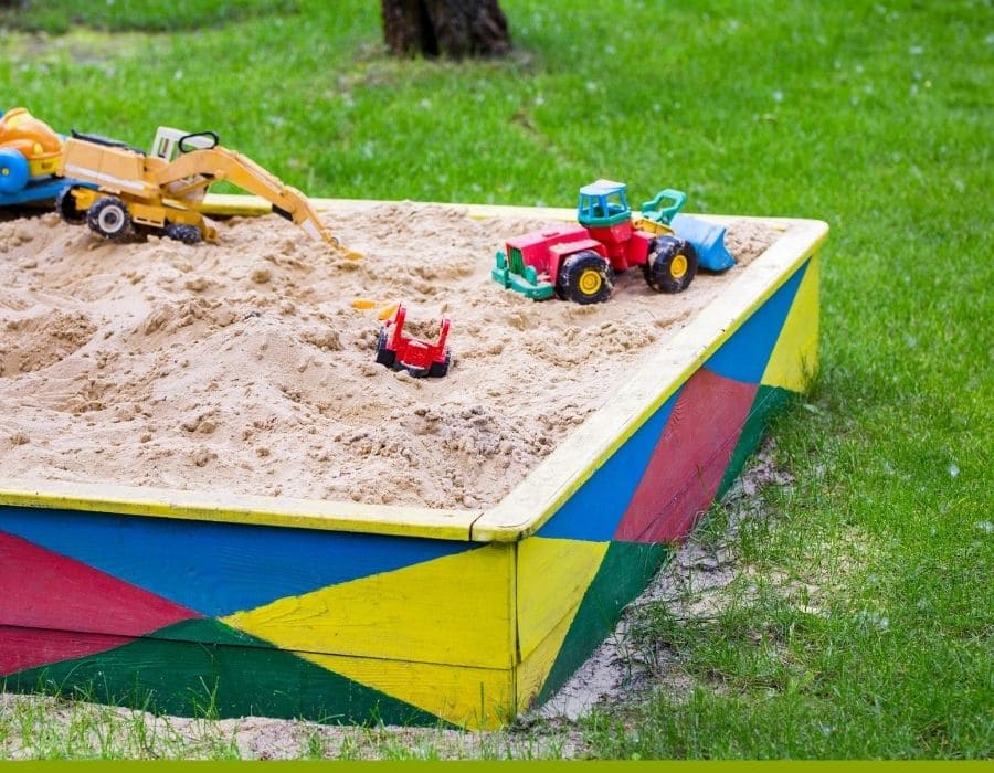 Un jardin pensé pour les enfants : le bac à sable